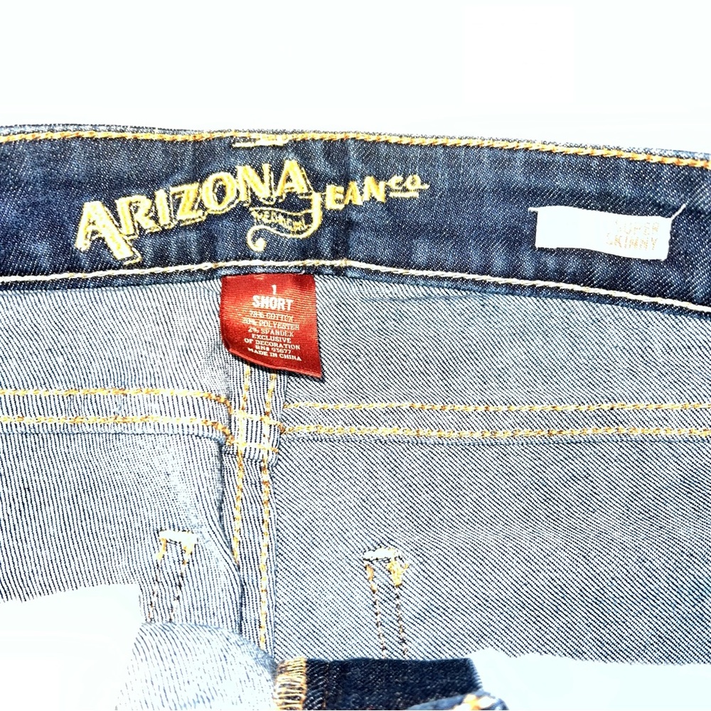 Arizona Jean Company Dark Blue Wash Short Skinny Jeans-Size 1 Juniors - Picture 9 of 10